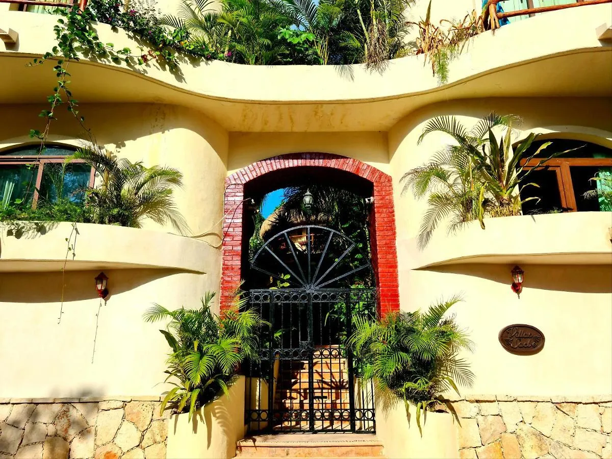 Luxury Villa Steps To The Beach & 5Ta Av, Amazing Playa del Carmen Mexico